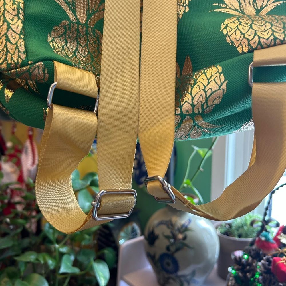 Vintage Green and Gold Backpack - Picture 11 of 16